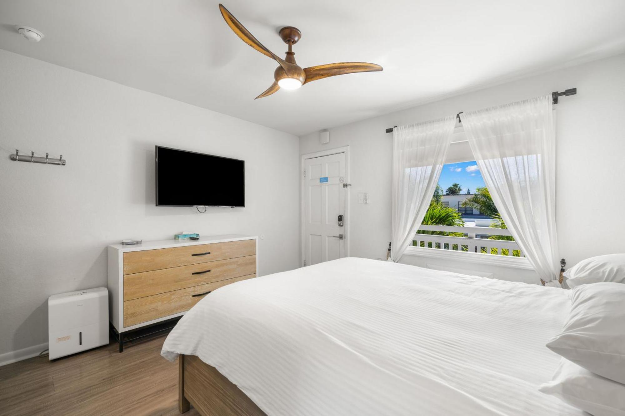 Hotel Cabana Клиъруотър Бийч Стая снимка